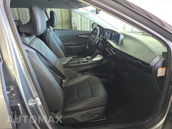 2024 Kia EV6 Wind - miniatura 8