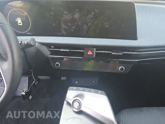 2024 Kia EV6 Wind - miniatura 11