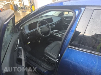 2024 Kia EV6 Wind - miniatura 7