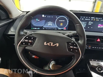 2024 Kia EV6 Wind - miniatura 10