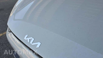 2024 Kia EV6 Wind - miniatura 21