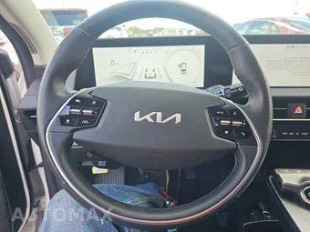 2024 Kia EV6 Wind - miniatura 16
