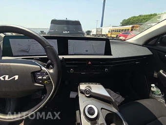 2024 Kia EV6 Wind - miniatura 11