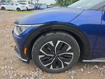 2024 Kia EV6 Wind - miniatura 31