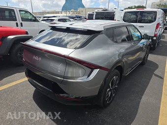 2024 Kia EV6 Wind - miniatura 4