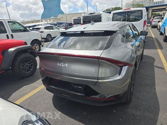2024 Kia EV6 Wind - miniatura 5