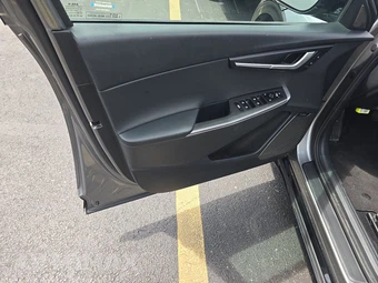 2024 Kia EV6 Wind - miniatura 9