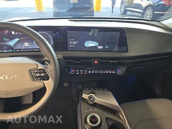 2024 Kia EV6 Wind - miniatura 11