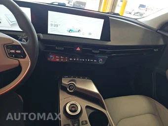 2024 Kia EV6 Wind - miniatura 11