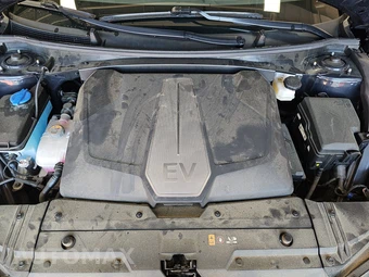 2024 Kia EV6 Wind - miniatura 15