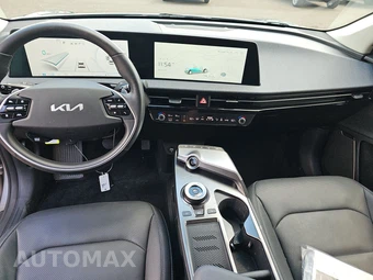 2024 Kia EV6 Wind - miniatura 11