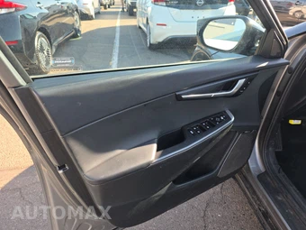 2024 Kia EV6 Wind - miniatura 9