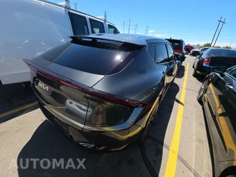 2024 Kia EV6 Wind - miniatura 4