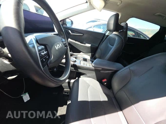 2024 Kia EV6 Wind - miniatura 7