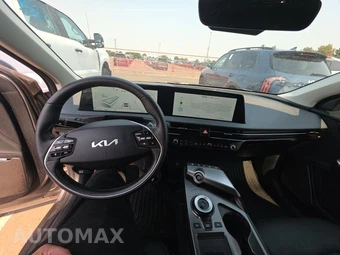 2024 Kia EV6 Wind - miniatura 11