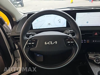 2024 Kia EV6 Wind - miniatura 10