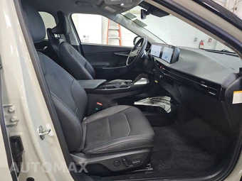 2024 Kia EV6 Wind - miniatura 8