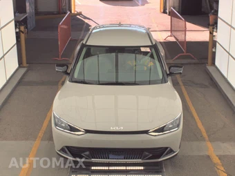 2024 Kia EV6 Wind - miniatura 2