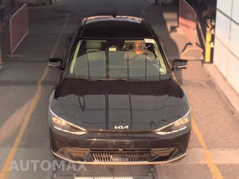 2024 Kia EV6 Wind - miniatura 2
