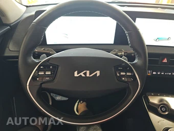 2024 Kia EV6 Wind - miniatura 10
