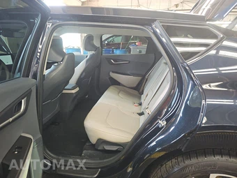 2024 Kia EV6 Wind - miniatura 13