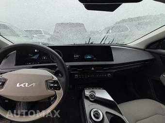 2024 Kia EV6 Wind - miniatura 11