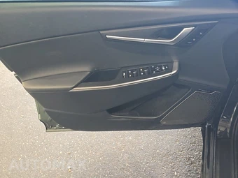 2024 Kia EV6 Wind - miniatura 9