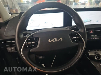 2024 Kia EV6 Wind - miniatura 10