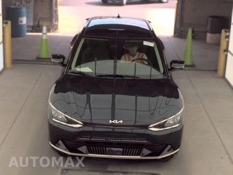 2024 Kia EV6 Wind - miniatura 2