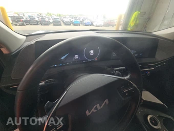 2024 Kia EV6 Wind - miniatura 11