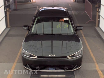 2024 Kia EV6 Wind - miniatura 2