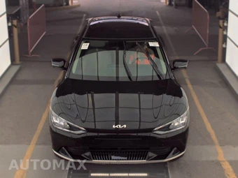 2024 Kia EV6 Wind - miniatura 2