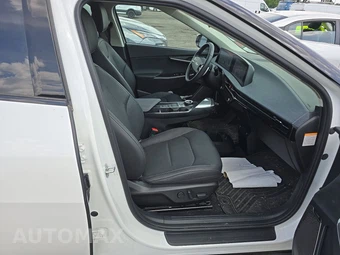 2024 Kia EV6 Wind - miniatura 8