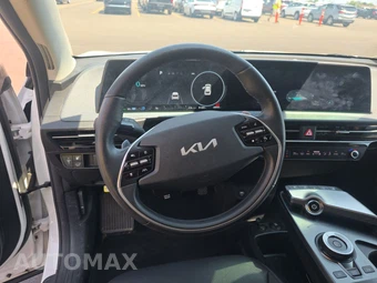 2024 Kia EV6 Wind - miniatura 10