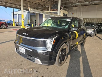 2024 Kia EV9 Land