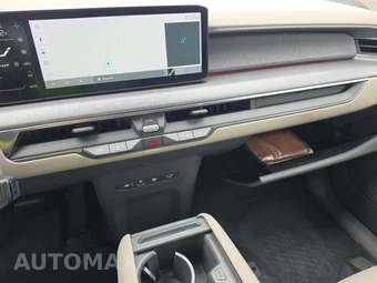 2024 Kia EV9 Land - miniatura 11