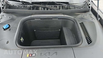 2024 Kia EV9 Light Long Range - miniatura 24