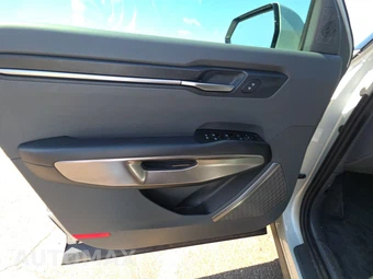 2024 Kia EV9 Light Long Range - miniatura 9