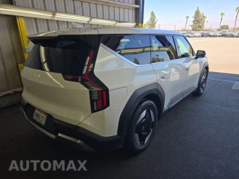 2024 Kia EV9 Light Long Range - miniatura 4