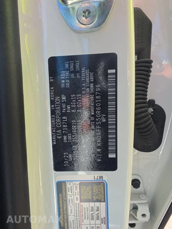 2024 Kia EV9 Wind - miniatura 15