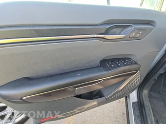 2024 Kia EV9 Wind - miniatura 9