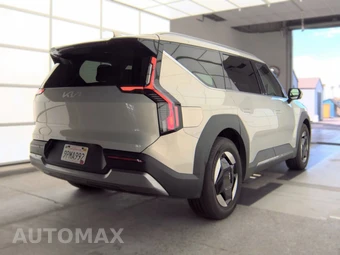 2024 Kia EV9 Wind - miniatura 4