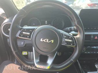2024 Kia Forte GT - miniatura 10