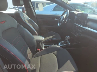 2024 Kia Forte GT - miniatura 8