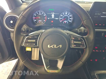 2024 Kia Forte GT - miniatura 10