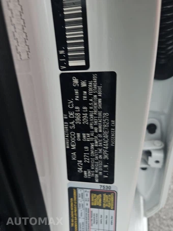 2024 Kia Forte GT - miniatura 14