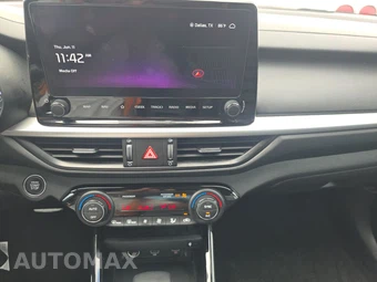 2024 Kia Forte GT - miniatura 11