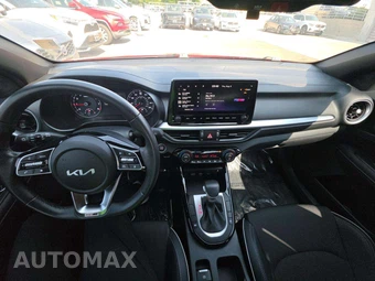 2024 Kia Forte GT-Line - miniatura 10