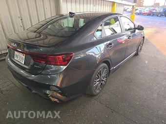 2024 Kia Forte GT-Line - miniatura 4