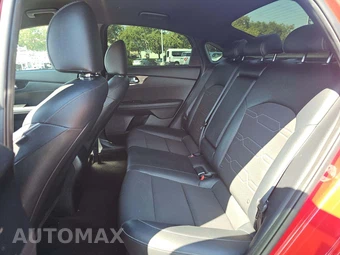 2024 Kia Forte GT-Line - miniatura 10